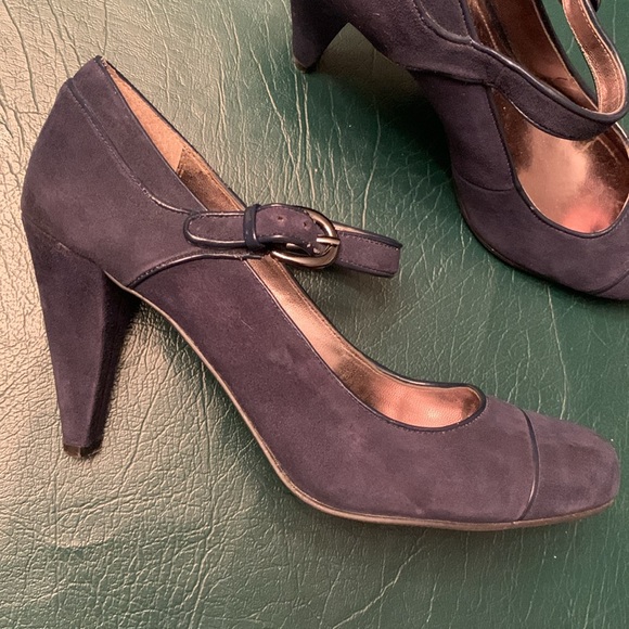 Navy Alfani Heels with strap, rounded toe - Picture 3 of 5